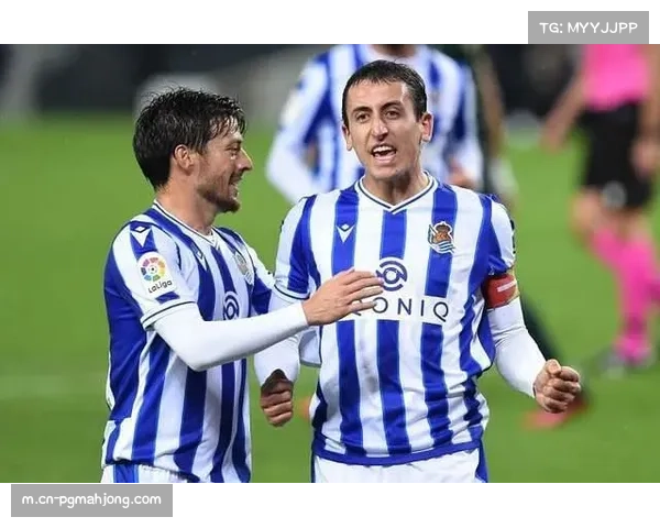 莫雷诺点射加头球梅开二度 助黄潜止住连败颓势